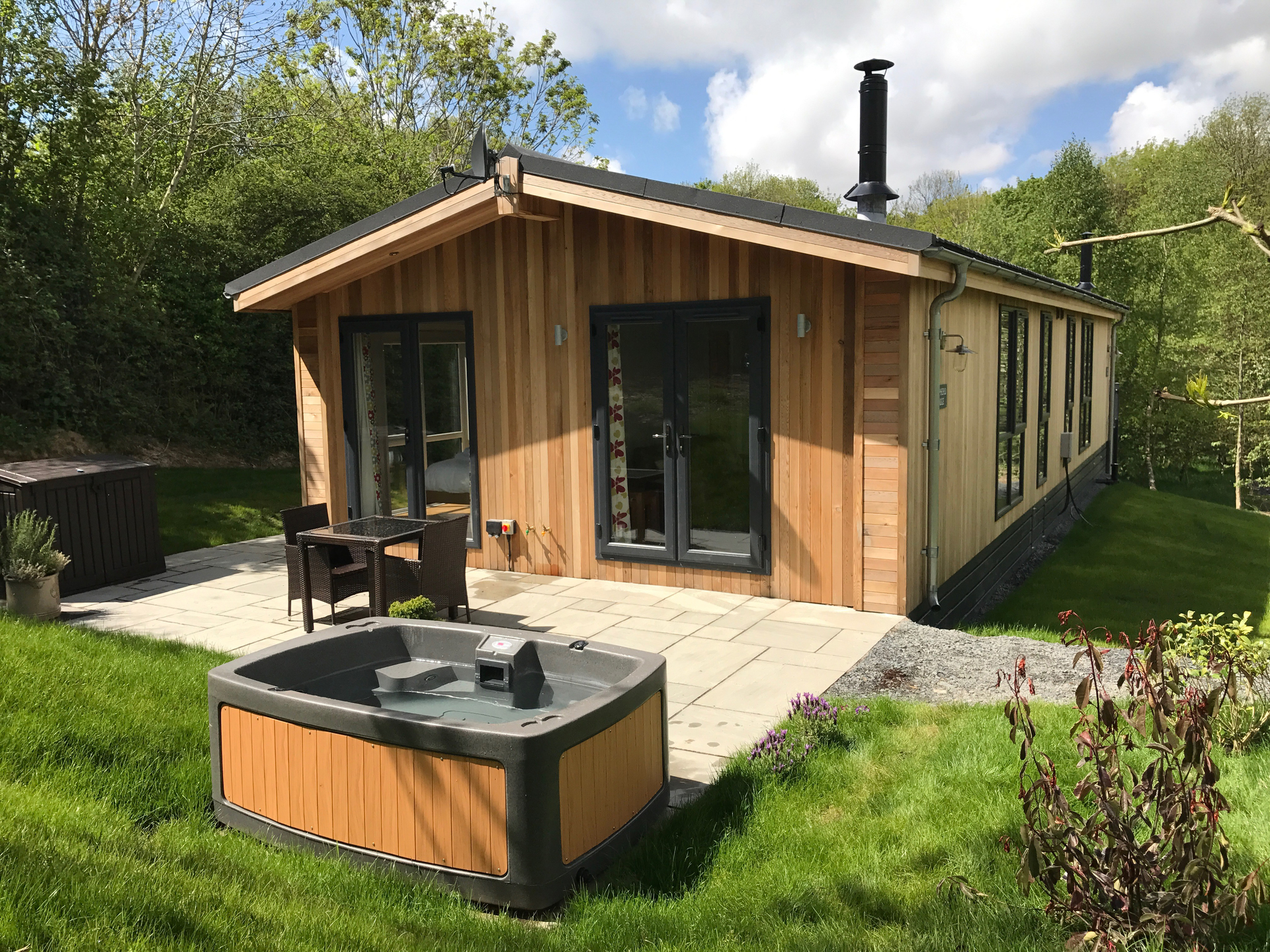 Romantic Lodges with Hot Tubs: Lake District Getaway